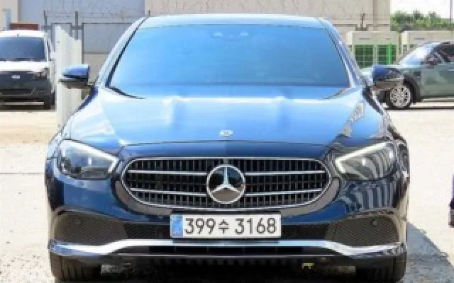 인천저신용중고차전액할부조건 E-클래스 W213 E350 4MATIC 아방가르드 매물 사진 15 - 2022/07 48,785km